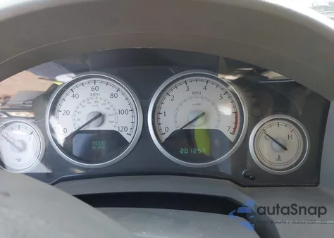 2008 Chrysler Town & Country Limited z USA, uszkodzony, nr VIN 2A8HR64X48R686847